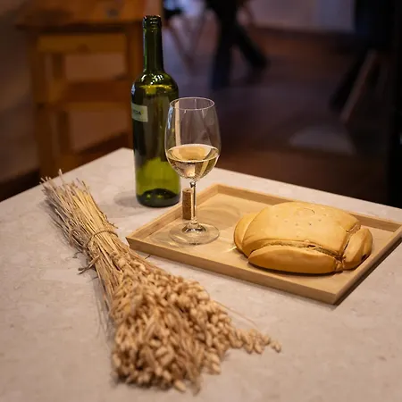 La Casa De La Antigua Bodega * La Seca